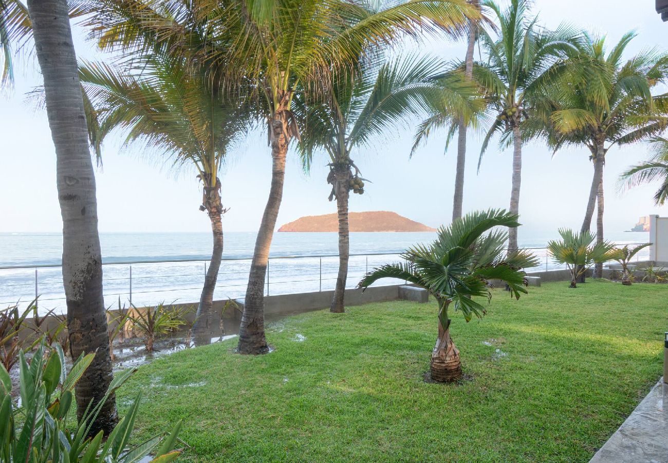 Apartment in Mazatlán - Piso 9 en Camino Al Mar | Acceso directo a playa 