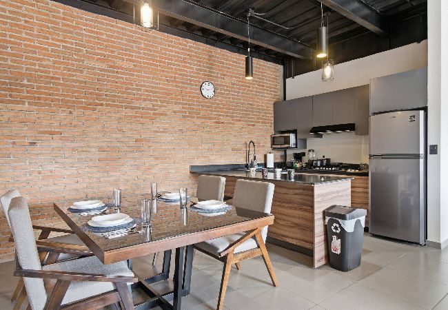 Apartment in Durango - Industrial Loft | 2 Queen Beds & Terrace 