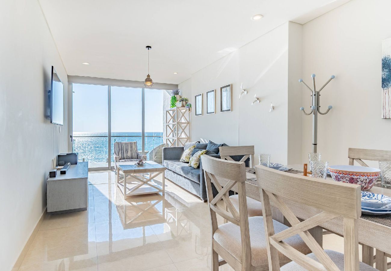 Apartment in Mazatlán - Lujoso Depa al Pie de la Playa 