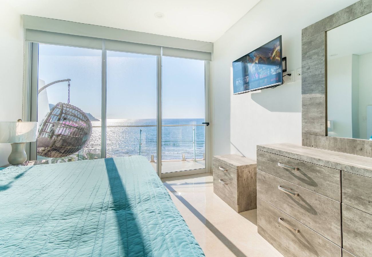 Apartment in Mazatlán - Lujoso Depa al Pie de la Playa 