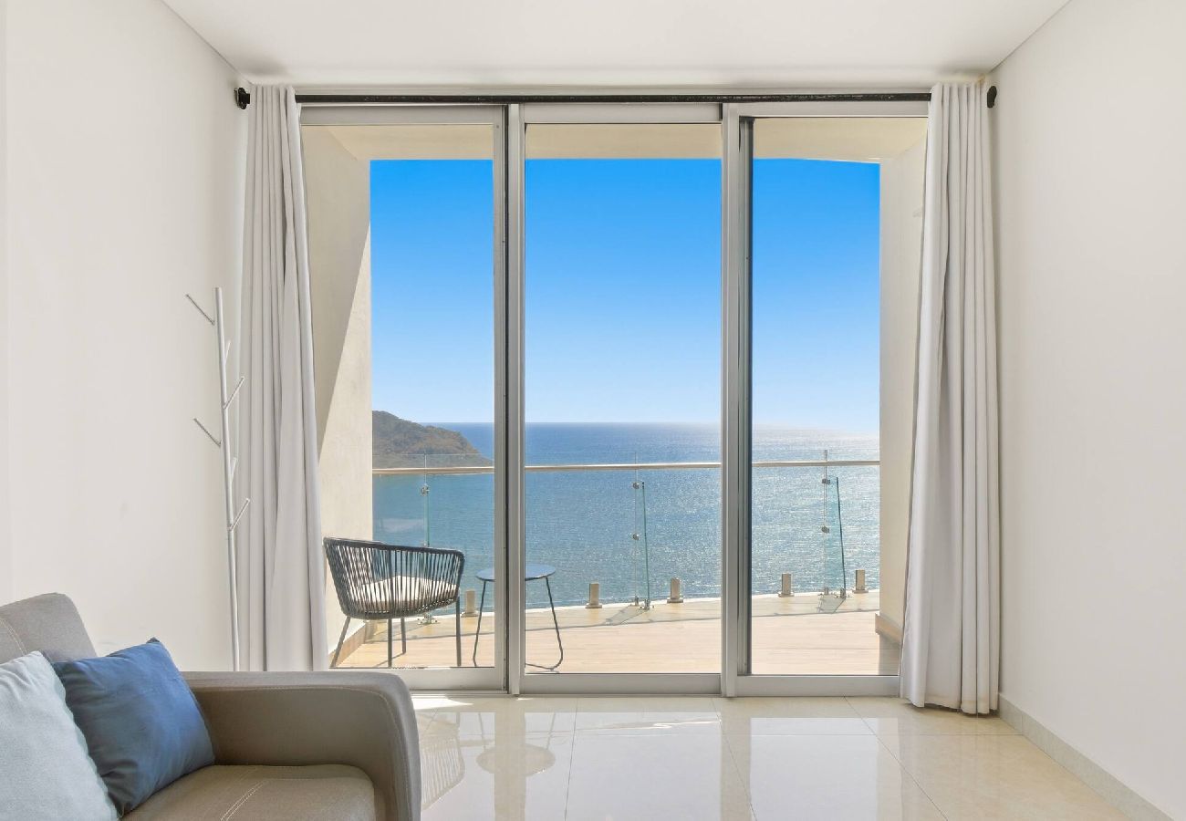 Apartment in Mazatlán - Camino al Mar | 24. Floor | King bed | Beach Front 