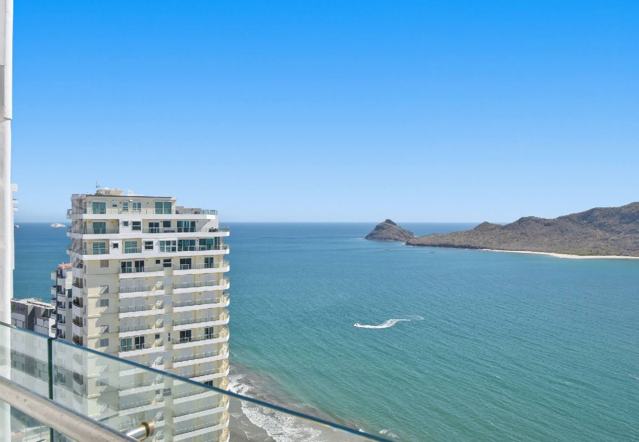 Apartment in Mazatlán - Camino al Mar | 24. Floor | King bed | Beach Front 