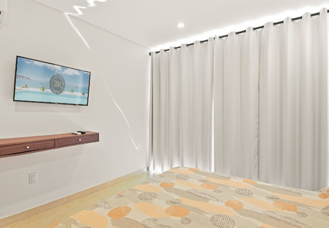 Apartment in Mazatlán - Camino al Mar | 24. Floor | King bed | Beach Front 