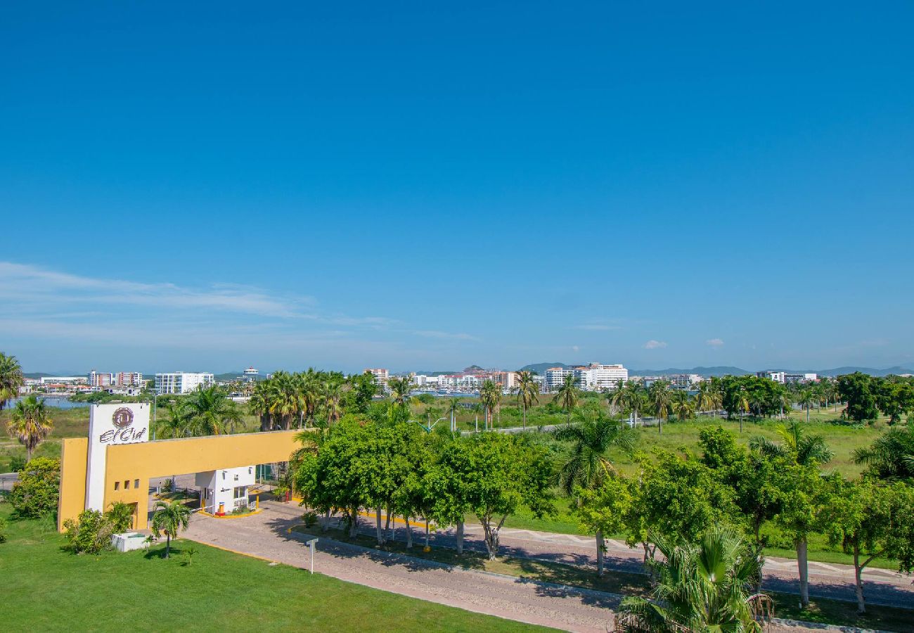 Apartment in Mazatlán - Depa Amplio, Comodo, y Privado en Zona turistica 