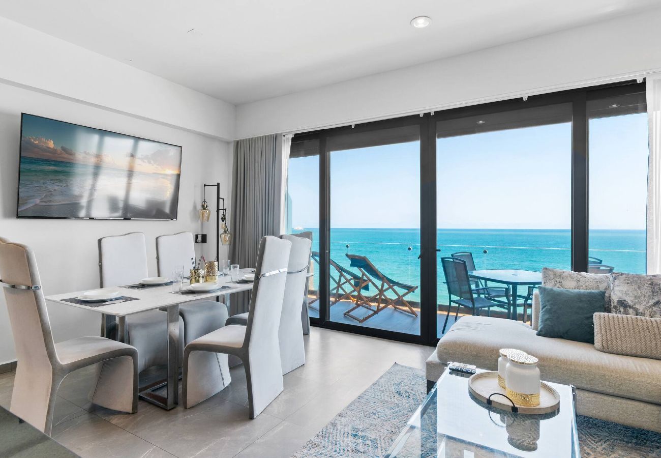 Apartment in Mazatlán - Ocean View - 2 King Size with Homeoffice Space 