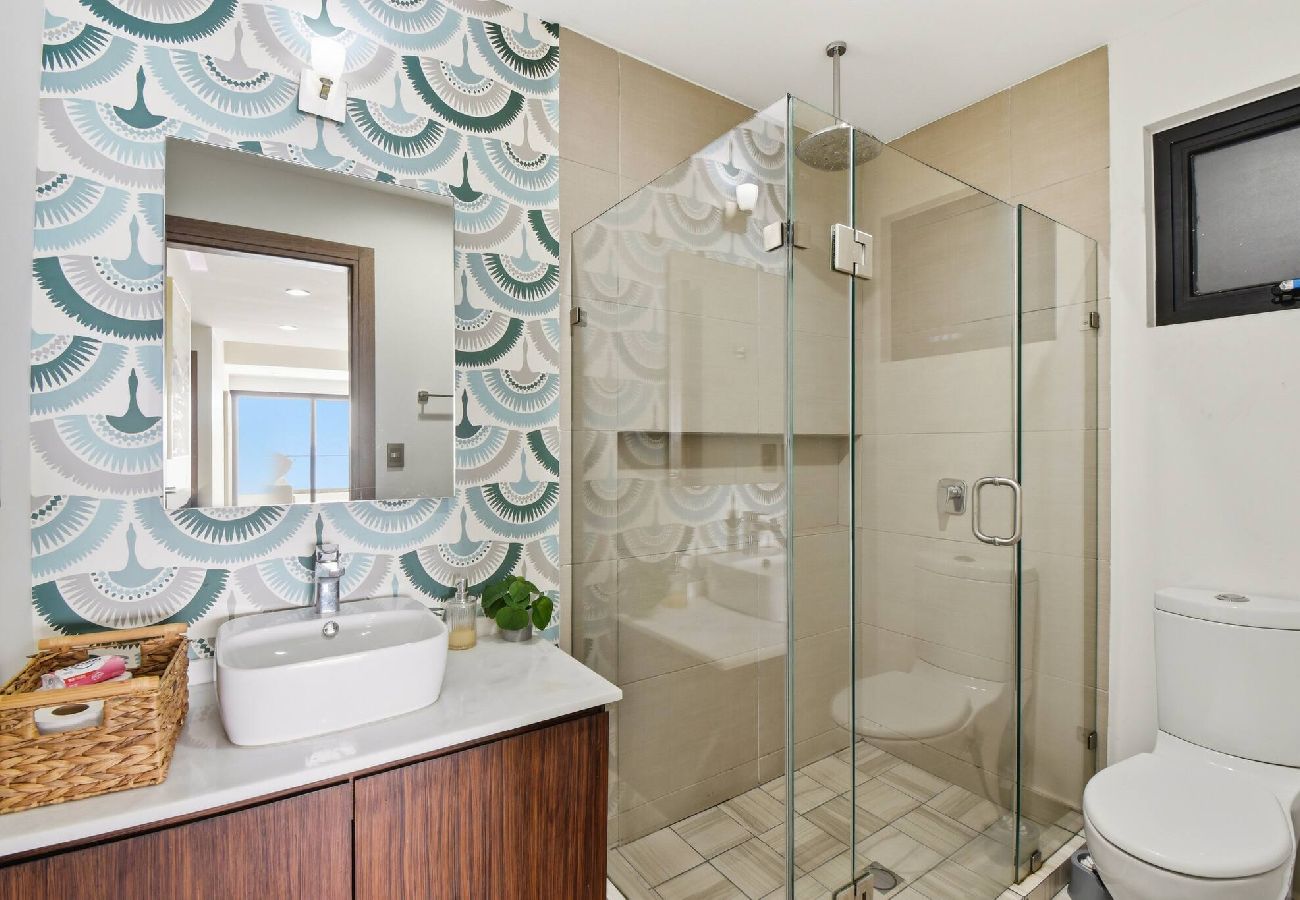 Apartment in Mazatlán - Altomare | Malecón | King Bed| 10th floor views 