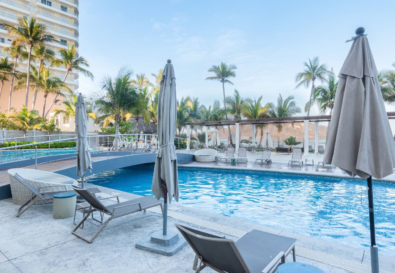 Apartment in Mazatlán - Hermosas vistas en Piso 10 en Camino al Mar 