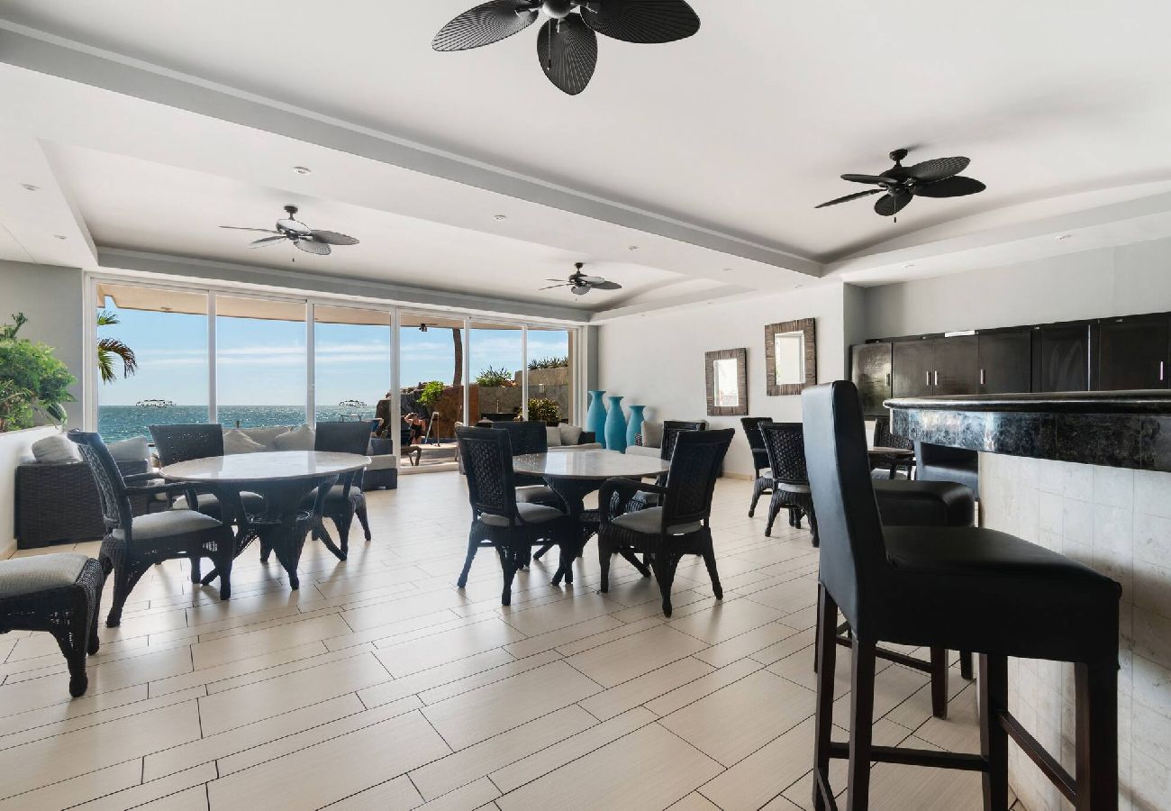 Apartment in Mazatlán - Hermosa Vista en Piso 23 a Pie de Playa 