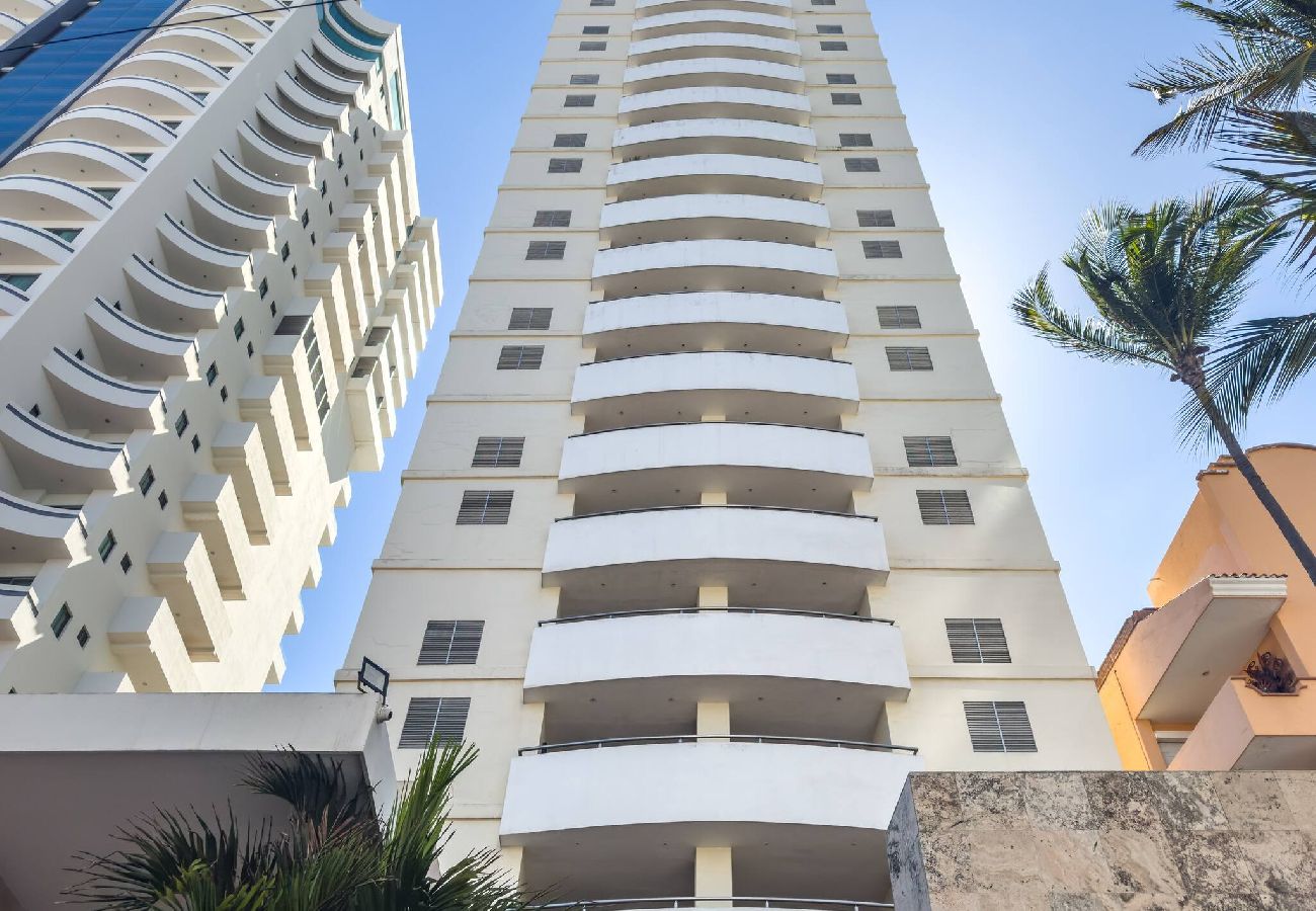 Apartment in Mazatlán - Hermosa Vista en Piso 23 a Pie de Playa 