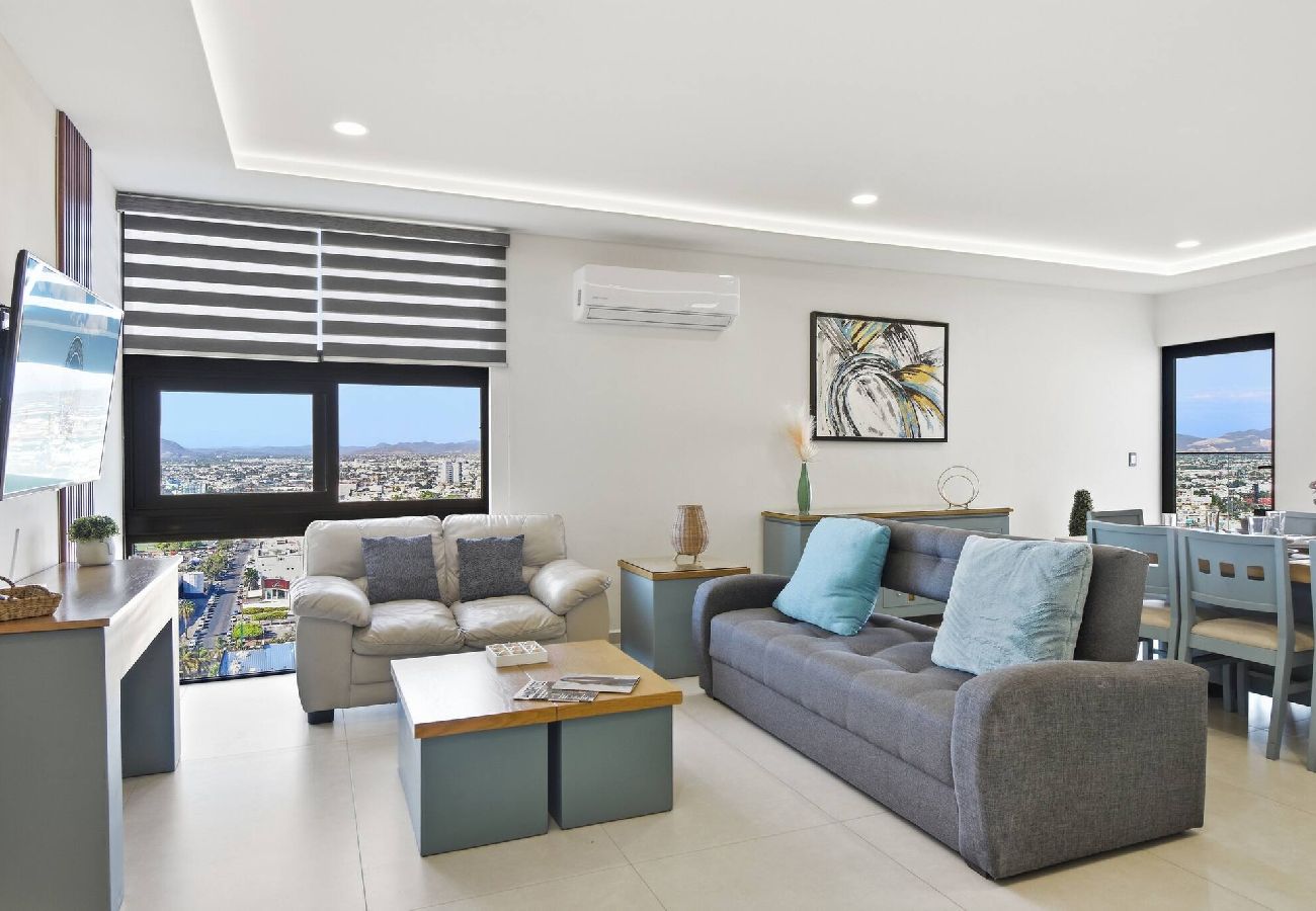 Apartment in Mazatlán - Malecon | New Lux Tower | Double King bed | Views 