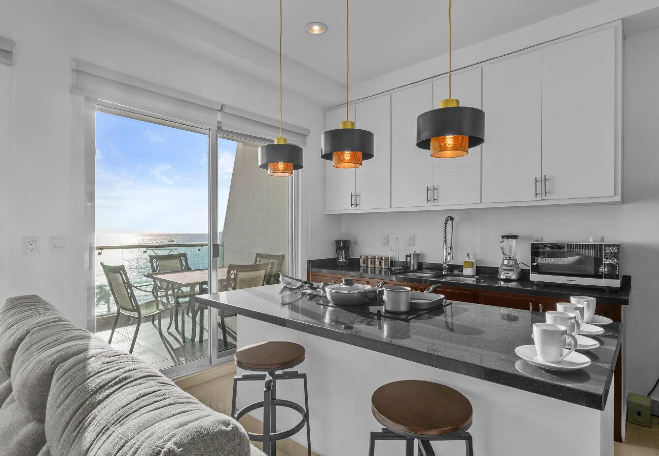 Apartment in Mazatlán - Vista al mar | Malecón | Cama King | Balcón Grande 
