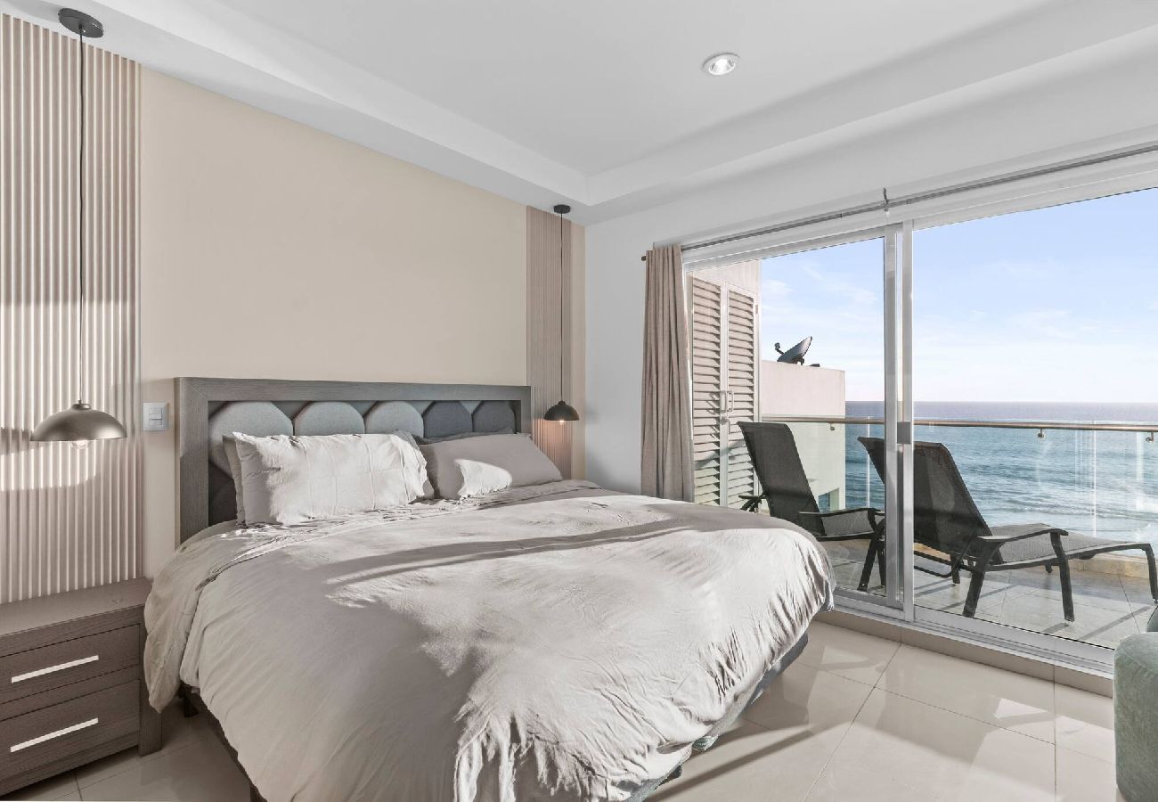 Apartment in Mazatlán - Vista al mar | Malecón | Cama King | Balcón Grande 