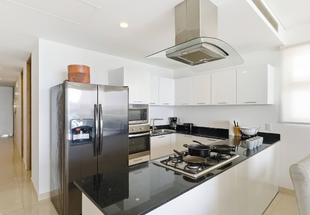 Apartment in Mazatlán - 9th Floor Camino al Mar | 3 King & Beach Access 