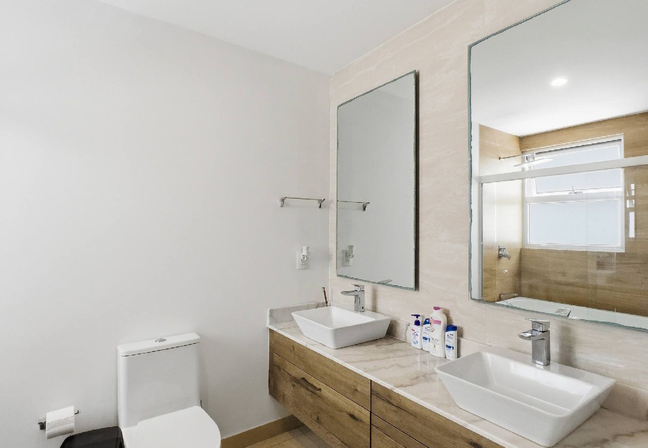 Apartment in Mazatlán - 9th Floor Camino al Mar | 3 King & Beach Access 