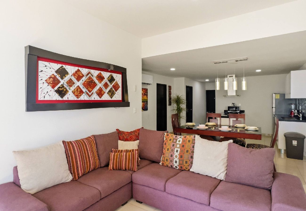 Apartment in Mazatlán - Pórtico | Malecón, Pool & Gym for 6 