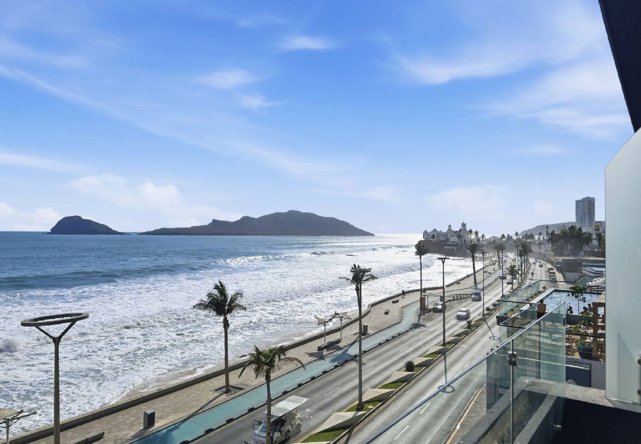 Apartment in Mazatlán - Torre Catania | 2Q+King, Ocean View & Pool 