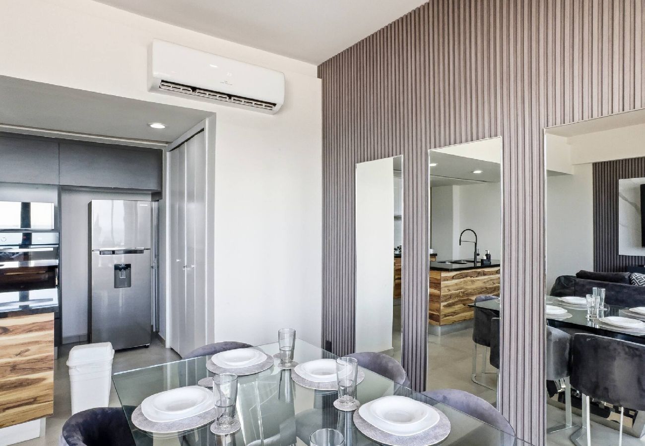 Apartment in Mazatlán - Torre Catania | 2Q+King, Ocean View & Pool 